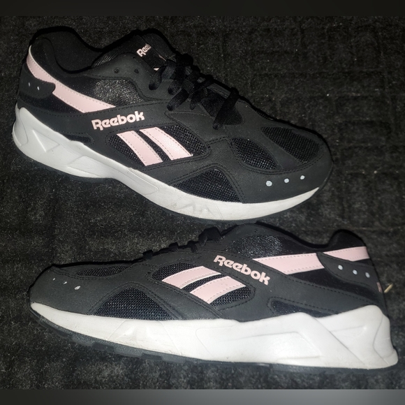 SOLD!! Reebok Aztrek "Hexalite' - Picture 1 of 7